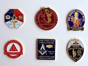 1,000 Custom Die Struck Lapel Pins for $899