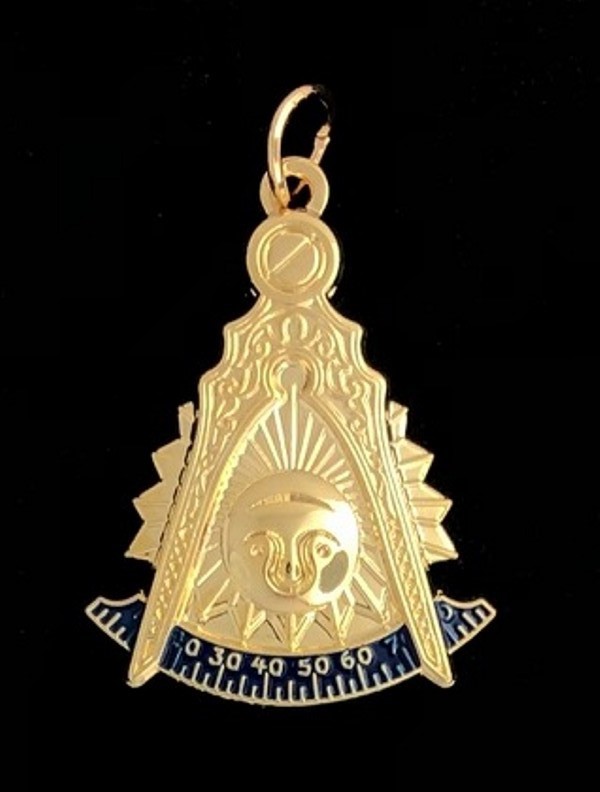 Masonic Past Master Emblem Jewel Pendant Gold New