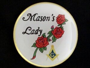 Masonic Masons Lady Lapel Pin New