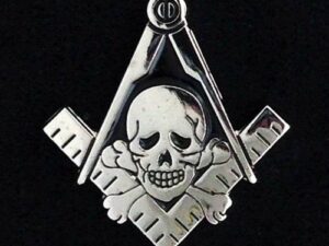 Masonic Skull Bones Lapel Pin Silver New
