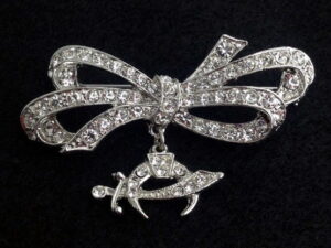 Shrine Shriner Lady Bow Rhinestone Pin New