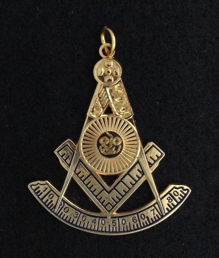 Masonic Past Master Pendant Jewel